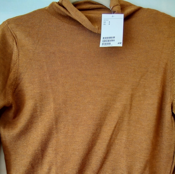 Turtle neck top - Picture 2 of 4